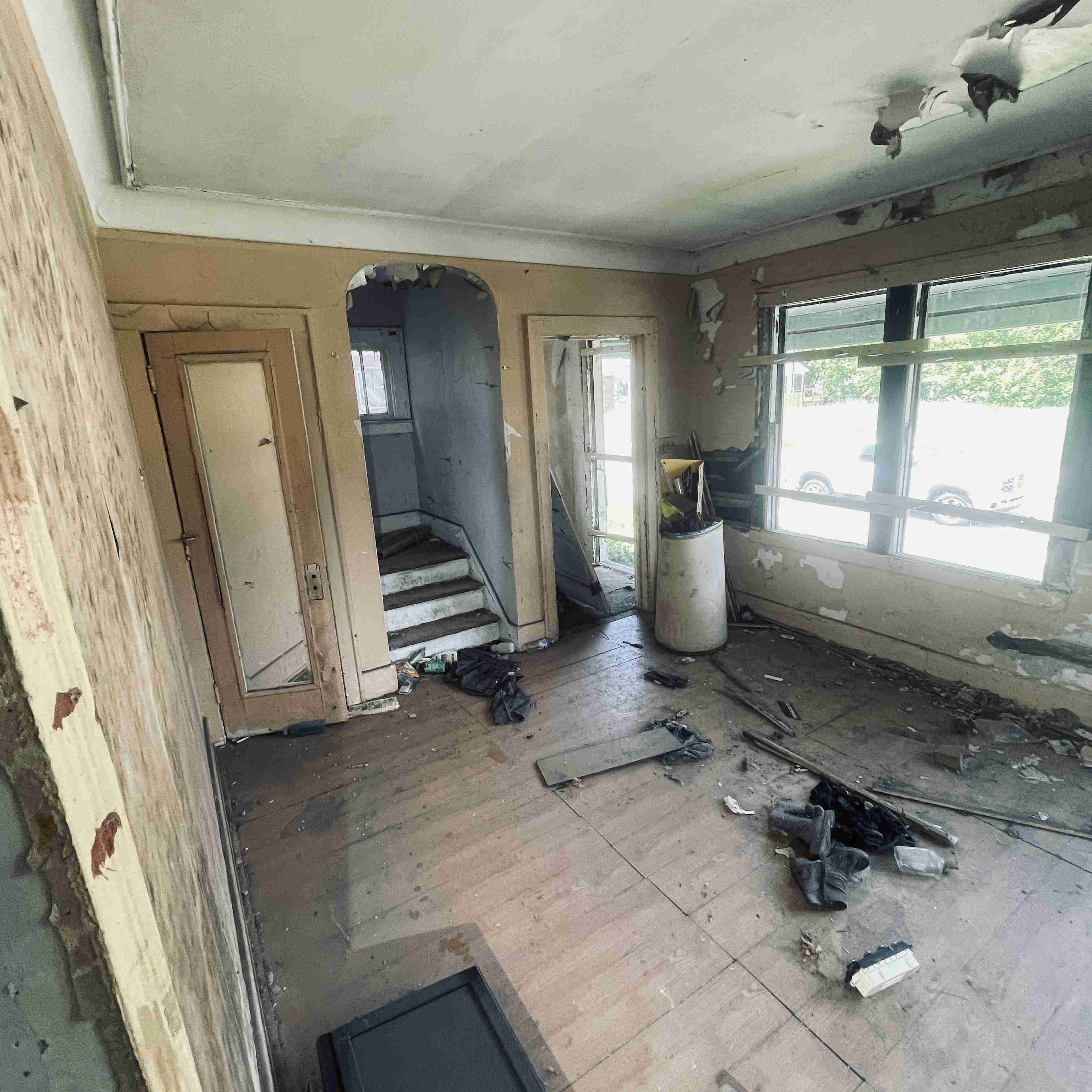 2537 Fullerton (46).jpg